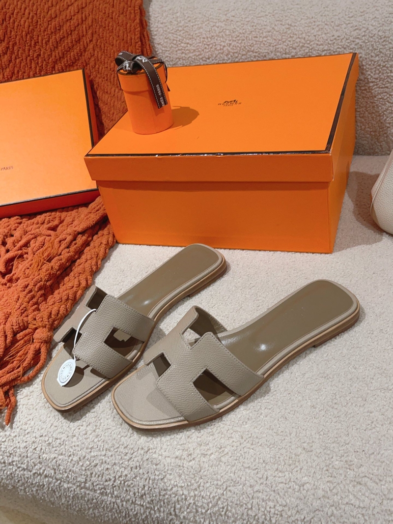 Hermes Slippers